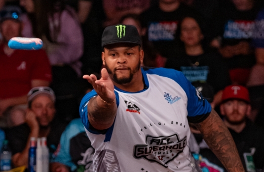 Dion Dawkins playing Cornhole